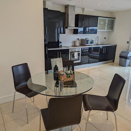 The Western Citypoint Apartments غالواي المظهر الخارجي الصورة