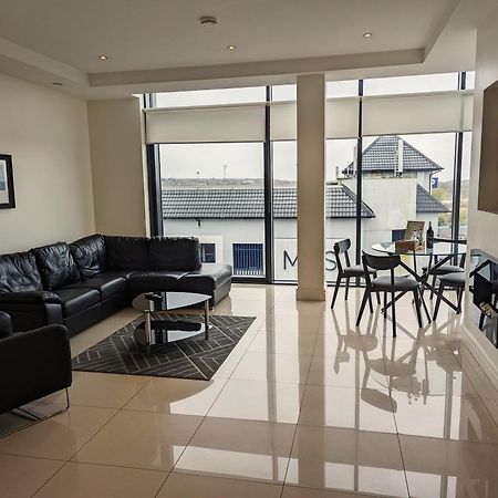 The Western Citypoint Apartments غالواي المظهر الخارجي الصورة
