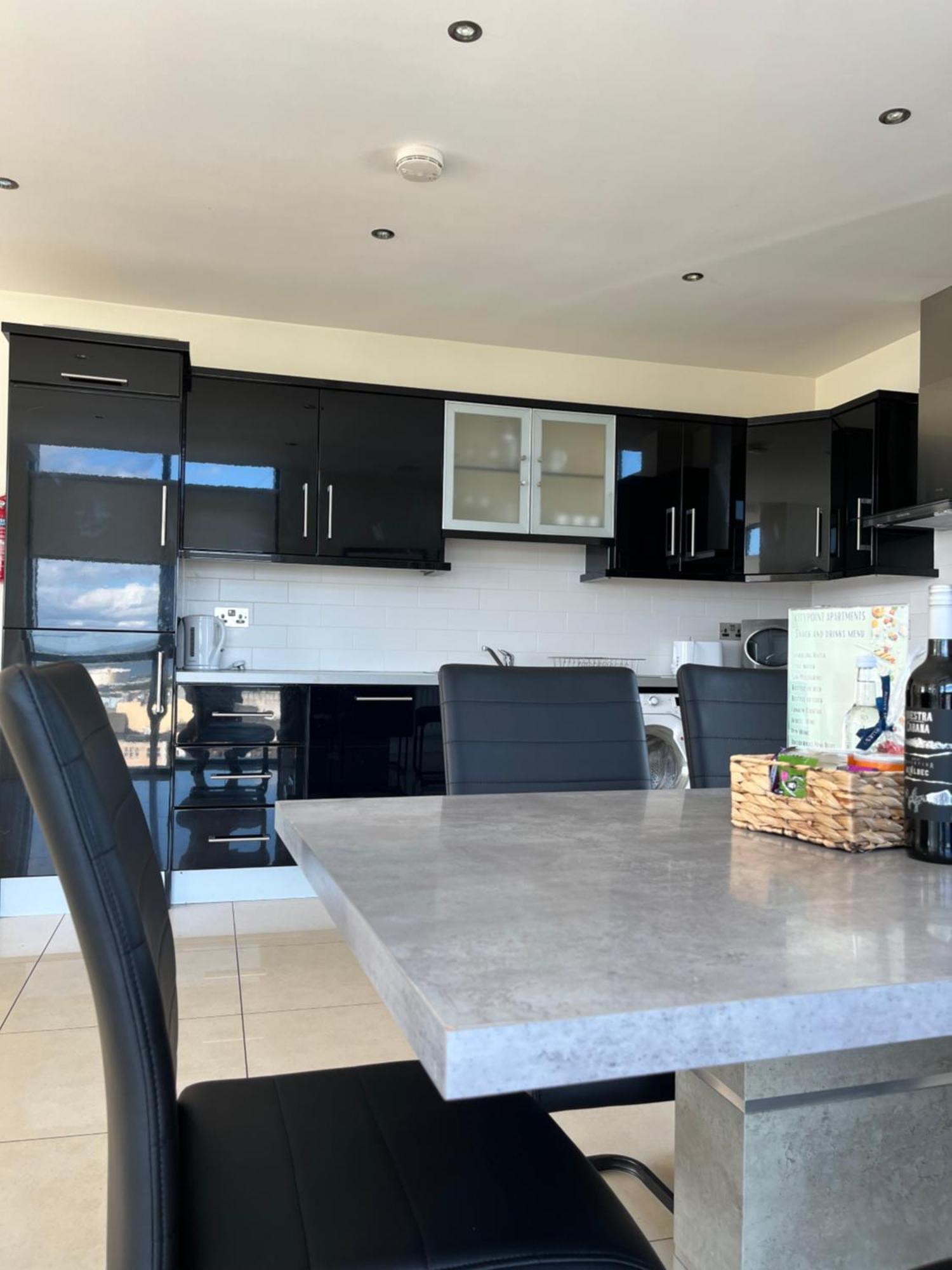 The Western Citypoint Apartments غالواي المظهر الخارجي الصورة