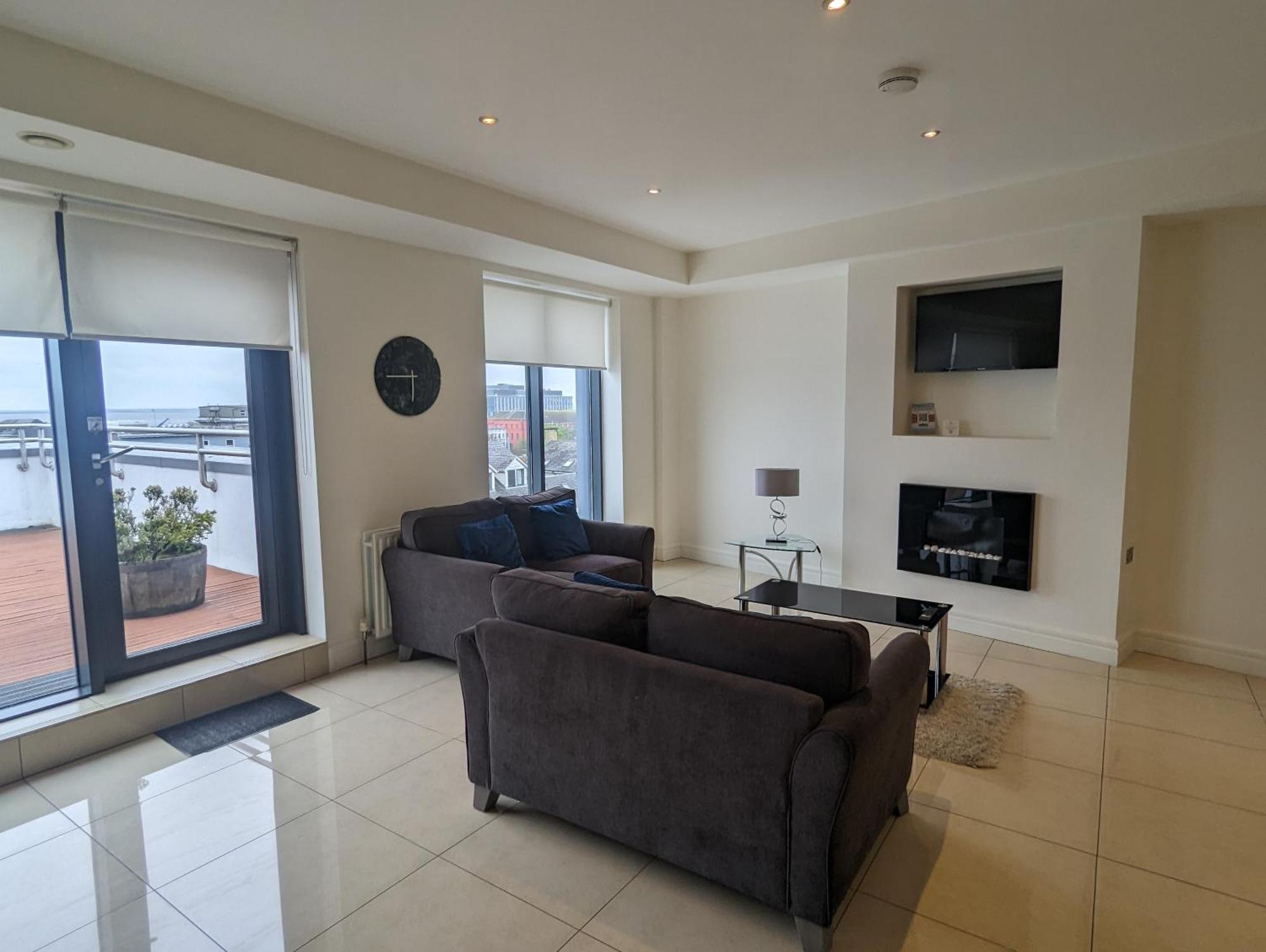 The Western Citypoint Apartments غالواي المظهر الخارجي الصورة
