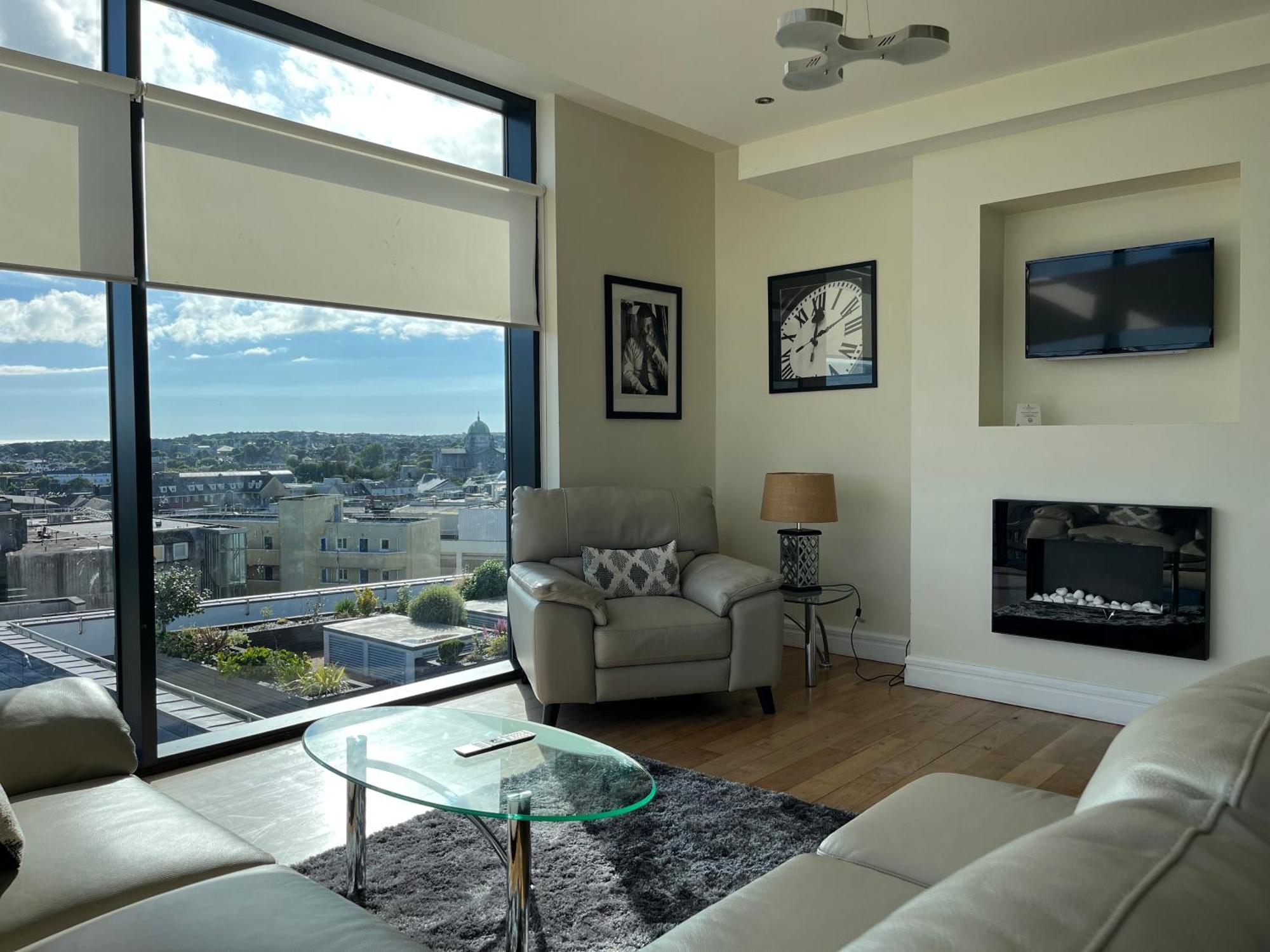 The Western Citypoint Apartments غالواي المظهر الخارجي الصورة