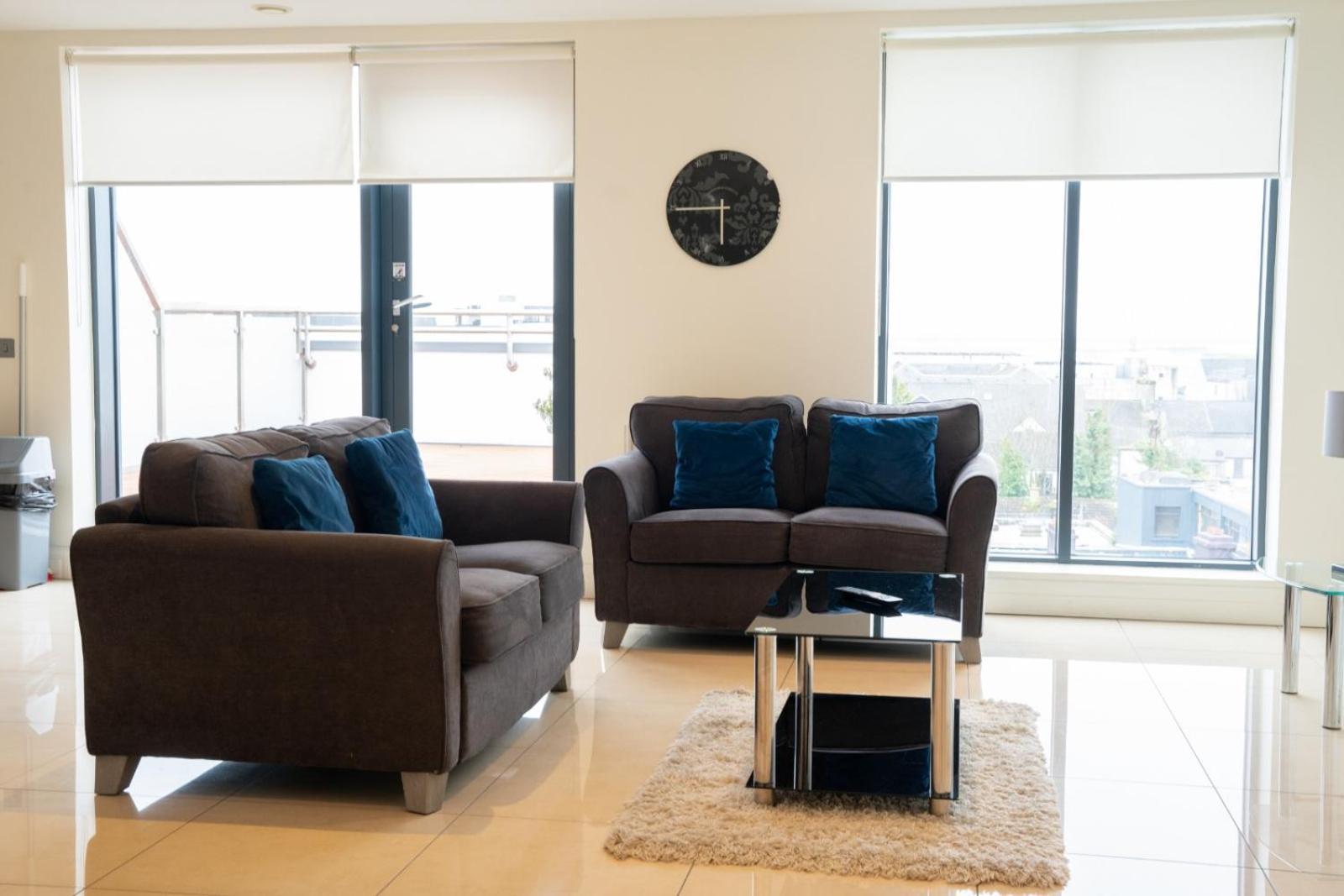 The Western Citypoint Apartments غالواي المظهر الخارجي الصورة