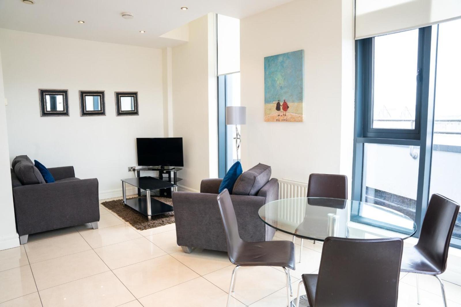 The Western Citypoint Apartments غالواي المظهر الخارجي الصورة
