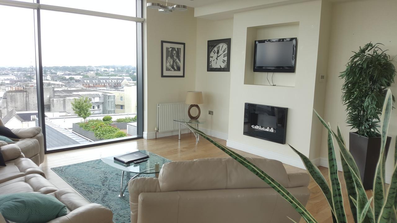 The Western Citypoint Apartments غالواي المظهر الخارجي الصورة