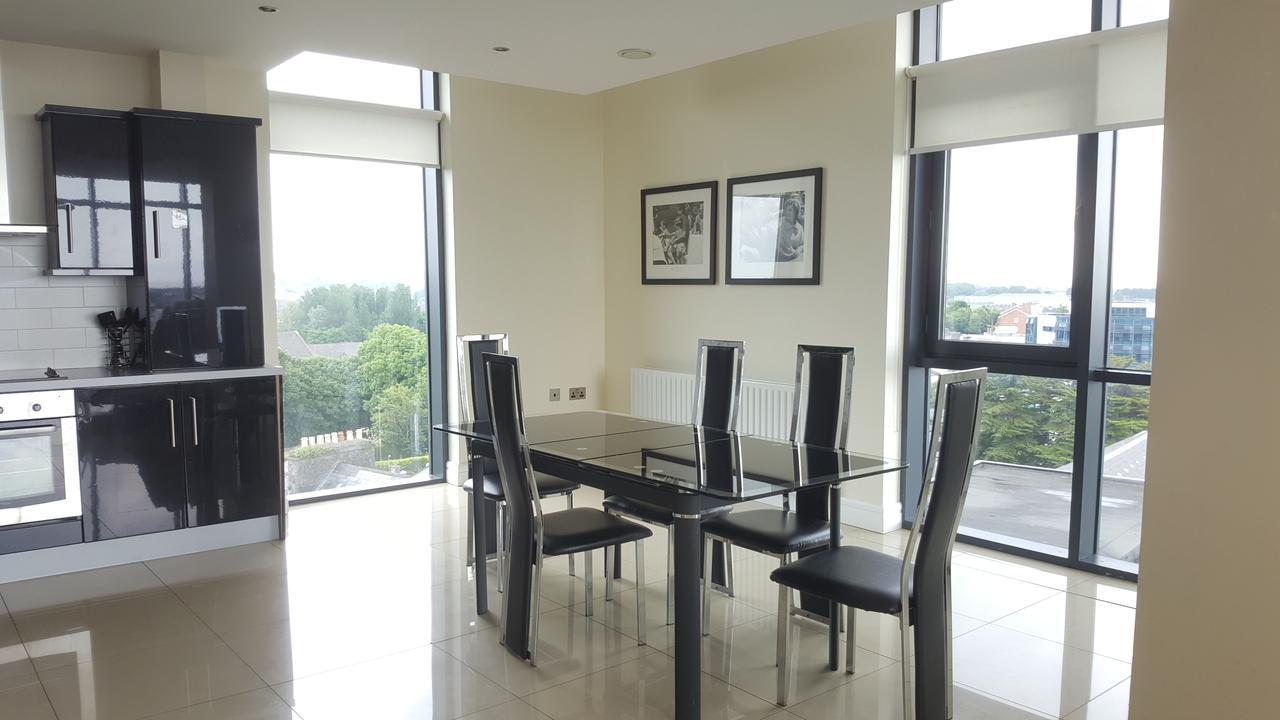 The Western Citypoint Apartments غالواي المظهر الخارجي الصورة